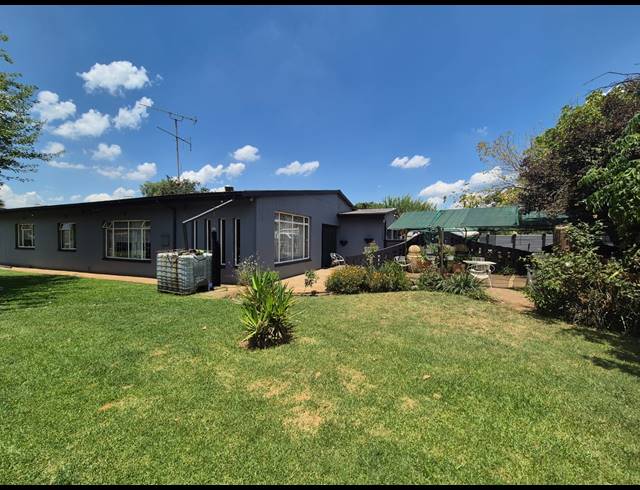 3 BEDROOM HOUSE FOR SALE IN SONLAND PARK